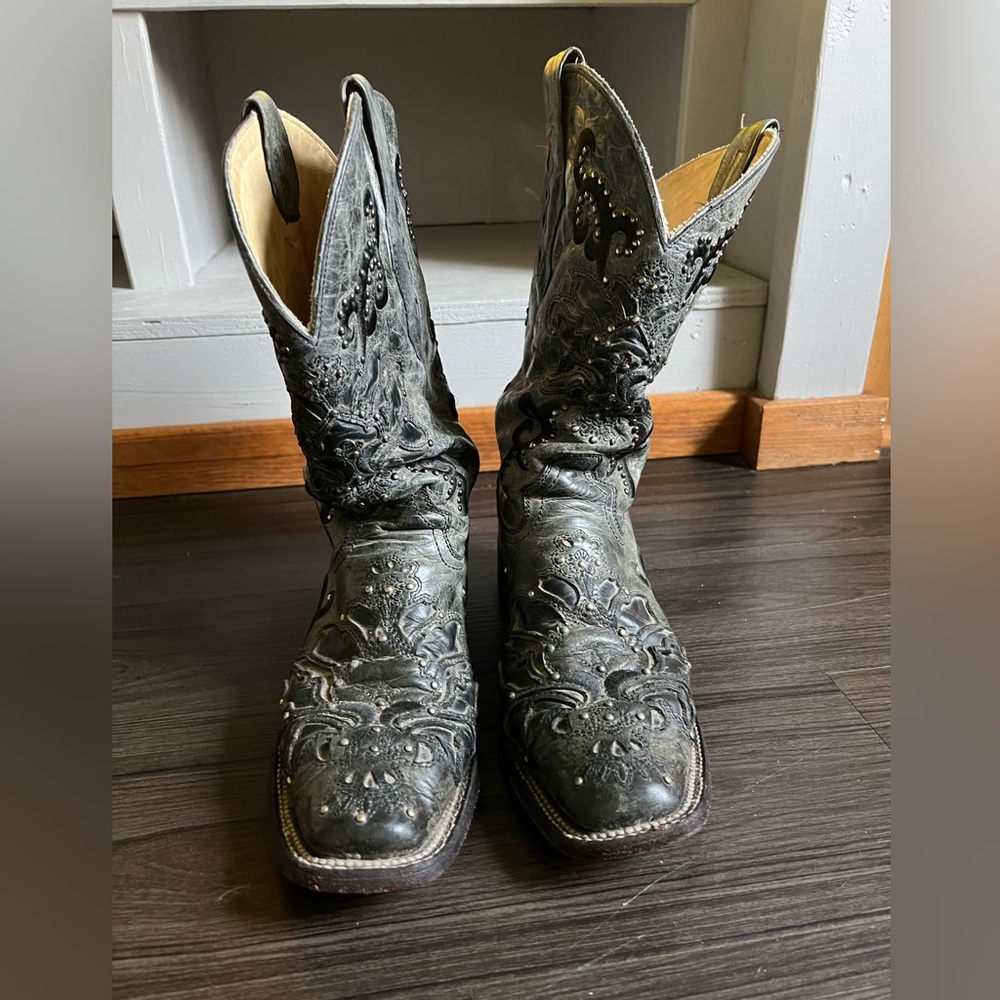 Corral black boots